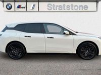 Usado BMW iX M Sport 295 kW (402 CV) 2025 Blanco SUV