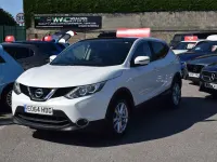 Used Nissan Qashqai Acenta Premium 110 HP (80 kW) 2014 White SUV