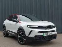 Used Vauxhall Mokka SRi 100 kW (136 HP) 2021 White SUV