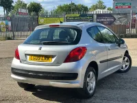 Used Peugeot 207 2009 Silver Hatchback