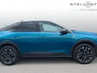Usado Peugeot 3008 GT 134 CV (98 kW) 2025 Azul SUV