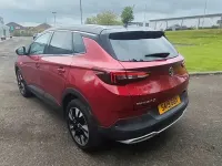 Gebraucht Vauxhall Grandland X Design Edition 130 PS (95 kW) 2019 Rot SUV