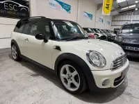 Used Mini Cooper Clubman 2011 White Estate