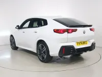 Begagnad BMW iX2 M Sport 227 kW (309 HK) 2024 Vit SUV