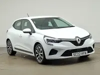 Used Renault Clio Iconic 140 HP (102 kW) 2022 White Hatchback