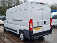 Used Peugeot Boxer 140 HP (102 kW) 2022 White Van