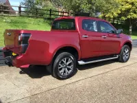 Used Isuzu D-Max 163 HP (119 kW) 2023 Red Pickup