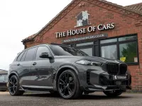 Begagnad BMW X5 M Sport 490 HK (360 kW) 2025 Grå SUV