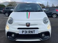 Begagnad Abarth 595 Turismo 165 HK (121 kW) 2017 Vit Cab