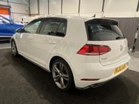 Used VW Golf VII R-line 150 HP (110 kW) 2019 White Hatchback