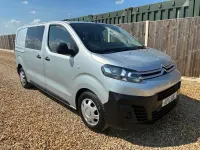 Usado Citroën Dispatch 2017 Prateado Monovolume