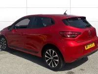 Used Renault Clio Evolution 90 HP (66 kW) 2022 Red Hatchback