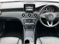 Used Mercedes A180 Active 109 HP (80 kW) 2017 White Hatchback