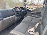 Używany Nissan Cabstar 136 KM (100 kW) 2015 Biały Pickup