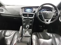 Used Volvo V40 R-Design Pro 120 HP (88 kW) 2017 Silver Hatchback