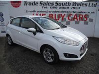 Used Ford Fiesta Zetec 82 HP (60 kW) 2014 White Hatchback