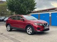 Used Nissan Qashqai Acenta Premium 115 HP (84 kW) 2019 Red SUV