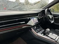 Used Audi Q8 Comfort 286 HP (210 kW) 2020 White SUV