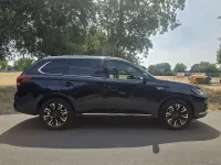 Used Mitsubishi Outlander P-HEV 2016 Black Estate