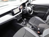 Used Skoda Kamiq SE 70 HP (51 kW) 2025 Brilliant silver metallic SUV