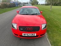 Begagnad Audi TT 225 HK (165 kW) 2003 Röd Sportkupé