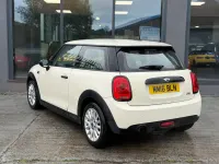 Używany Mini ONE Hatch 2016 Biały Hatchback