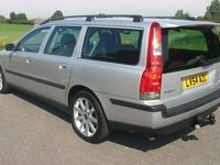 used Volvo V70 2.4