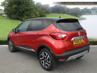 Usado Renault Captur Signature 90 CV (66 kW) 2016 Rojo SUV