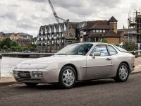 Used Porsche 944 Turbo 220 HP (161 kW) 1986 Silver Coupe
