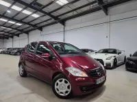 Begagnad Mercedes A160 Classic 2011 Röd Halvkombi