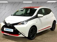 Used Toyota Aygo x-press 68 HP (50 kW) 2018 White Hatchback