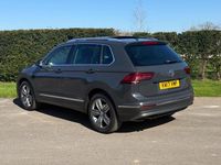 Used VW Tiguan SEL 180 HP (132 kW) 2017 Grey SUV