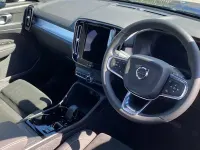 Used Volvo XC40 Plus 197 HP (144 kW) 2025 Green SUV