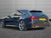 Usado Audi RS6 Advanced 600 CV (441 kW) 2024 Negro Familiar