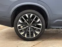 Used Volvo XC90 Ultra 250 HP (183 kW) 2025 Blue SUV