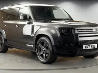 Used Land Rover Defender SE Dynamic 300 HP (220 kW) 2023 SUV