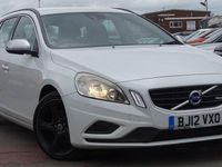 Used Volvo V60 R-Design 115 HP (84 kW) 2012 White Estate