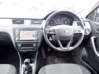 Begagnad Seat Toledo Style 110 HK (80 kW) 2017 Grå Halvkombi