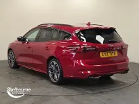 Used Ford Focus ST-Line X 125 HP (91 kW) 2024 Red Estate