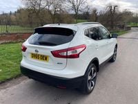 Used Nissan Qashqai N-TEC 110 HP (80 kW) 2015 White SUV