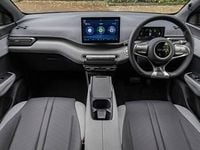 Novo BYD Dolphin Surf Comfort 114 kW (156 HP) 2026 Verde Citadino
