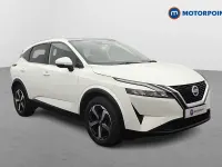 Used Nissan Qashqai N-Connecta 140 HP (102 kW) 2022 White SUV