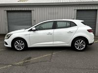Used Renault Mégane IV Dynamique 110 HP (80 kW) 2017 White Hatchback