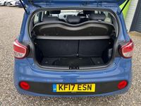 Used Hyundai i10 SE 87 HP (63 kW) 2017 Blue Hatchback