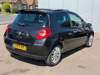 Usado Renault Clio II Dynamique 2007 Preto Citadino