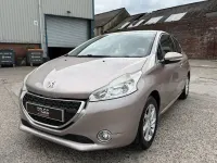 Second-hand Peugeot 208 Active 68 CP (50 kW) 2013 Roz Hatchback