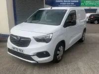 Usado Vauxhall Combo 100 CV (73 kW) 2023 Blanco Monovolumen