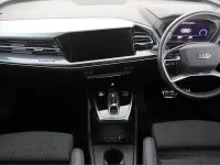 Used Audi Q4 e-tron S-Line 150 kW (204 HP) 2023 White SUV
