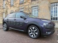 Used Citroën C4 Cactus Flair 2015 Mauve/purple Hatchback