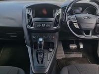 Used Ford Focus ST-Line 125 HP (91 kW) 2017 Blue Estate